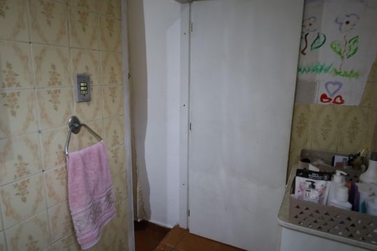 Banheiro da Suíte de casa à venda com 4 quartos, 268m² em Jardim Ana Lucia, São Paulo