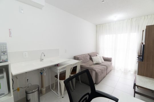 Apartamento à venda com 1 quarto, 30m² em Jardim Itacolomi, São Paulo