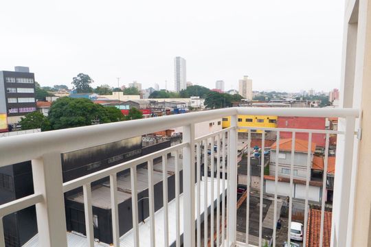 Sacada de apartamento à venda com 1 quarto, 30m² em Jardim Itacolomi, São Paulo