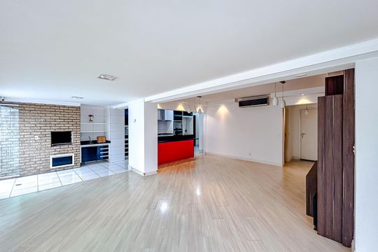 Varanda de apartamento à venda com 4 quartos, 137m² em Vila Regente Feijó, São Paulo