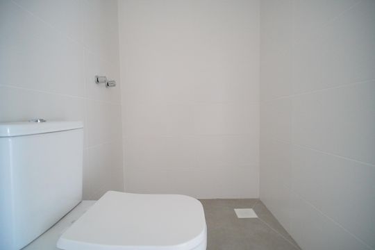 Banheiro  de apartamento à venda com 2 quartos, 73m² em Centro, São Leopoldo