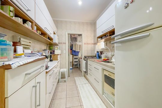 Cozinha de apartamento para alugar com 3 quartos, 82m² em Vila Yara, Osasco
