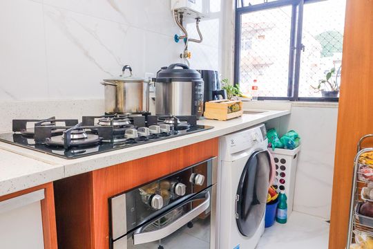 Detalhe da cozinha de apartamento à venda com 3 quartos, 75m² em Vila Valqueire, Rio de Janeiro