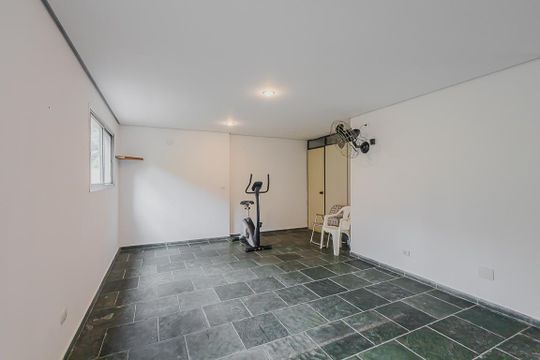 Academia de apartamento à venda com 2 quartos, 90m² em Vila Madalena, São Paulo