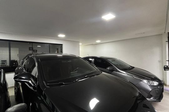 Garagem de casa à venda com 2 quartos, 240m² em Vila Sao Joao, Santo André