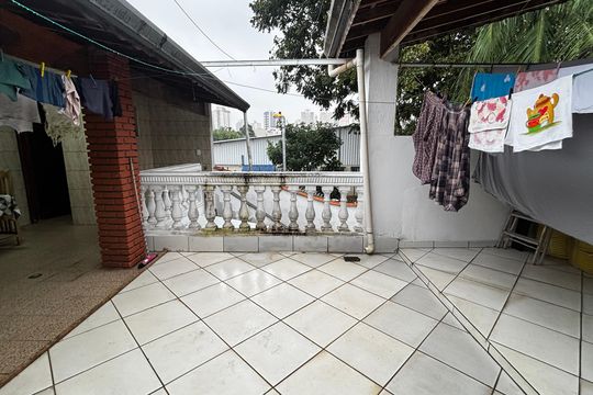 Área de Serviço de casa à venda com 2 quartos, 240m² em Vila Sao Joao, Santo André