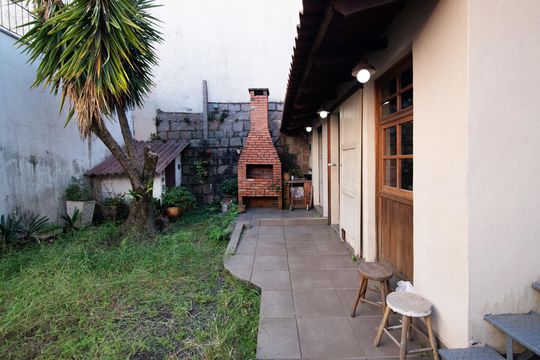 Casa para alugar com 2 quartos, 110m² em Higienópolis, Porto Alegre