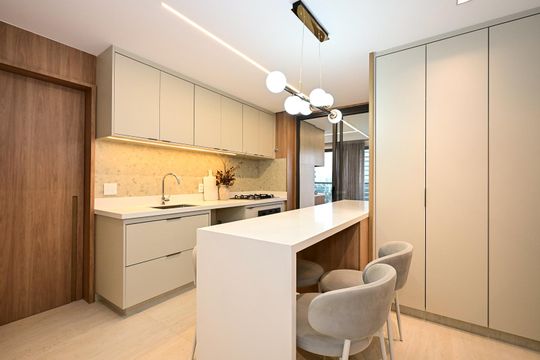 Cozinha de apartamento à venda com 3 quartos, 186m² em Real Parque, São Paulo