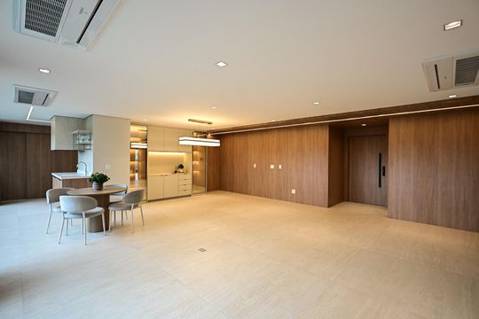 Apartamento à venda com 3 quartos, 186m² em Real Parque, São Paulo