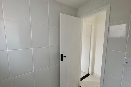 Banheiro 2 de apartamento para alugar com 3 quartos, 67m² em Jardim Jacy, Guarulhos