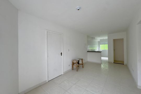 Sala de apartamento para alugar com 3 quartos, 67m² em Jardim Jacy, Guarulhos