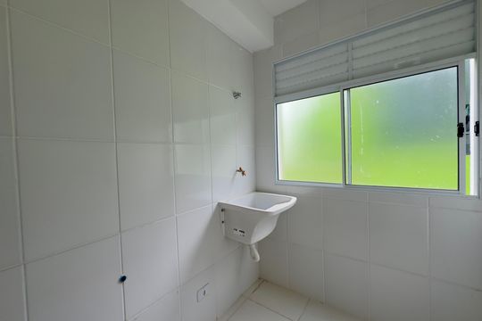 Área de Serviço de apartamento para alugar com 3 quartos, 67m² em Jardim Jacy, Guarulhos