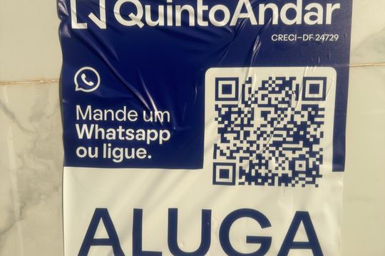 Plaquinha  de apartamento à venda com 2 quartos, 45m² em Qr 109, Brasília