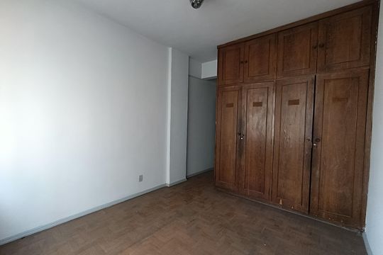Quarto de apartamento à venda com 2 quartos, 80m² em Barro Preto, Belo Horizonte