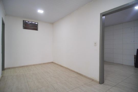 Sala de casa à venda com 2 quartos, 80m² em Campina, São Leopoldo