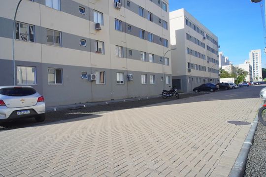 Fachada do bloco de apartamento à venda com 2 quartos, 40m² em Santa Fé, Porto Alegre