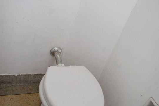 Área de Serviço - banheiro de apartamento para alugar com 2 quartos, 77m² em Pinheiros, São Paulo