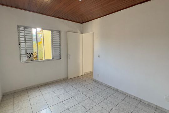 Quarto 3 de casa para alugar com 3 quartos, 100m² em Vila Maranduba, Guarulhos