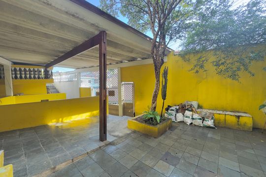 Quintal de casa para alugar com 3 quartos, 100m² em Vila Maranduba, Guarulhos