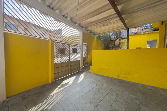 Garagem de casa para alugar com 3 quartos, 100m² em Vila Maranduba, Guarulhos