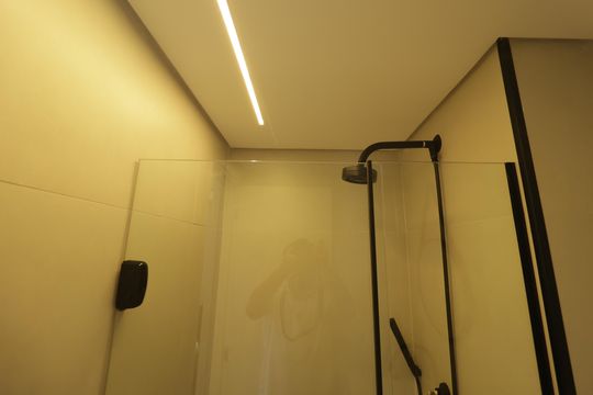 Banheiro de apartamento à venda com 2 quartos, 37m² em Vila Independencia, São Paulo