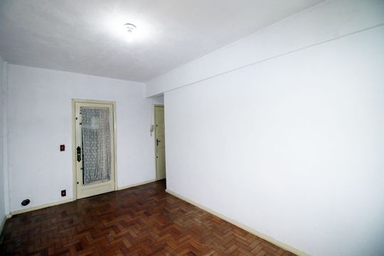 Sala de apartamento à venda com 2 quartos, 60m² em Penha, Rio de Janeiro
