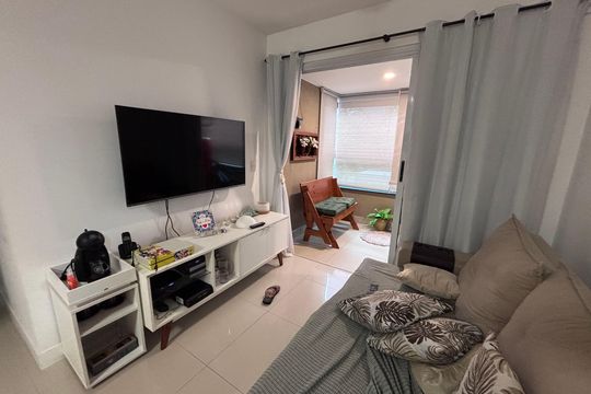 Sala de apartamento à venda com 2 quartos, 75m² em Recreio dos Bandeirantes, Rio de Janeiro