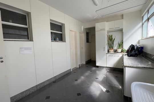Apartamento à venda com 4 quartos, 240m² em Luxemburgo, Belo Horizonte