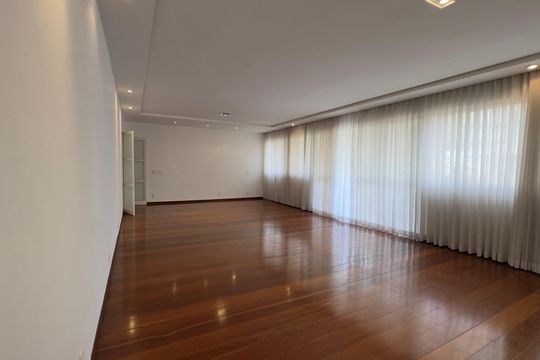 Apartamento à venda com 4 quartos, 240m² em Luxemburgo, Belo Horizonte