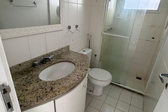 Banheiro da suíte 2 de apartamento à venda com 2 quartos, 77m² em Barra da Tijuca, Rio de Janeiro