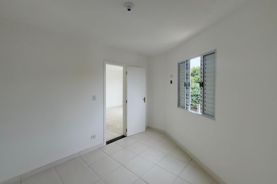 Quarto 1 de apartamento para alugar com 2 quartos, 48m² em Jardim Jacy, Guarulhos