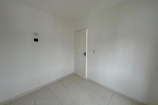 Quarto 2 de apartamento para alugar com 2 quartos, 48m² em Jardim Jacy, Guarulhos