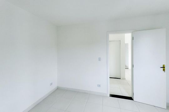 Quarto 1 de apartamento para alugar com 2 quartos, 48m² em Jardim Jacy, Guarulhos