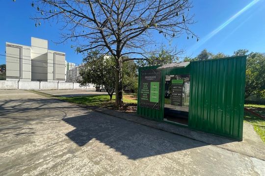 Área externa de apartamento à venda com 2 quartos, 75m² em Canudos, Novo Hamburgo