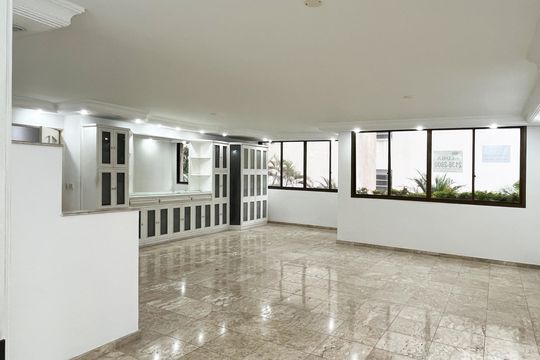 Sala de apartamento para alugar com 3 quartos, 189m² em Boqueirão, Santos
