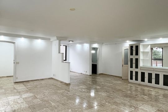 Sala de apartamento para alugar com 3 quartos, 189m² em Boqueirão, Santos