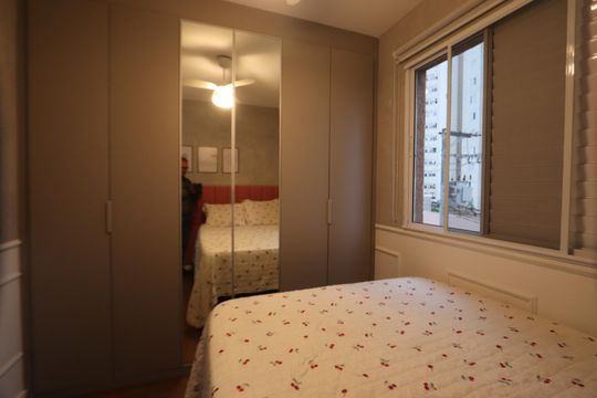 Quarto 1 de apartamento à venda com 2 quartos, 50m² em Vila Antonieta, São Paulo