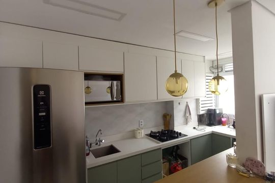 Cozinha de apartamento para alugar com 2 quartos, 45m² em Jardim Iris, São Paulo