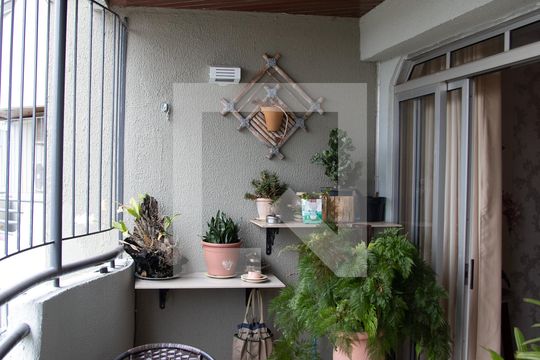 Apartamento para alugar com 4 quartos, 243m² em Setor Goiânia 2, Goiânia