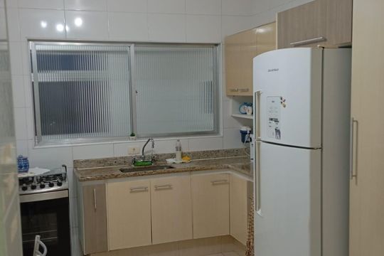 Cozinha de apartamento para alugar com 2 quartos, 120m² em Campo Grande, Santos