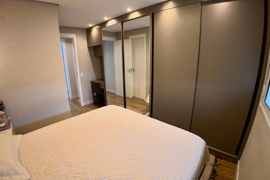 Apartamento à venda com 2 quartos, 87m² em Jardim Caboré, São Paulo