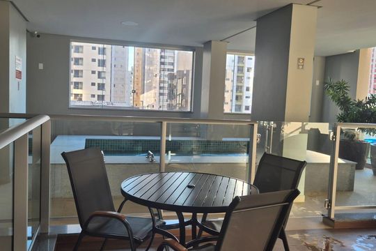 Piscina de apartamento para alugar com 1 quarto, 51m² em Setor Bueno, Goiânia