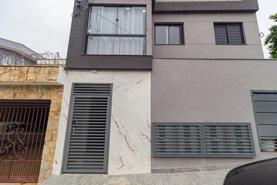 Fachada de apartamento para alugar com 2 quartos, 44m² em Água Rasa, São Paulo
