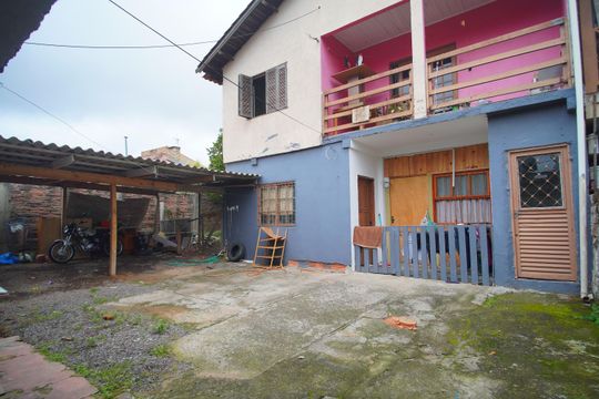 Quintal de casa à venda com 2 quartos, 180m² em Santo Andre, São Leopoldo