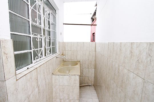 Área de Serviço de casa para alugar com 2 quartos, 100m² em Dom Bosco, Belo Horizonte