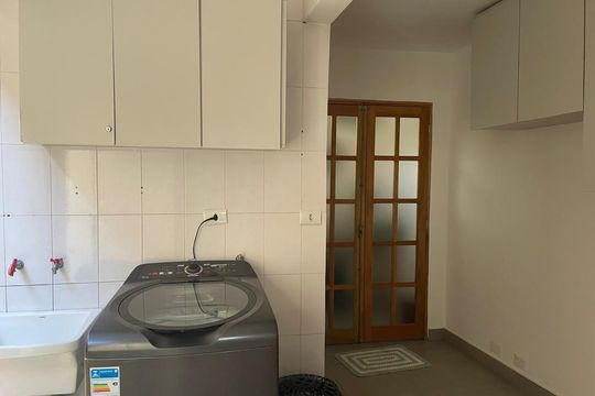Área externa de casa à venda com 3 quartos, 250m² em Jardim Lar Sao Paulo, São Paulo
