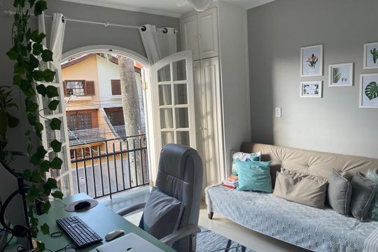 Casa à venda com 3 quartos, 250m² em Jardim Lar Sao Paulo, São Paulo
