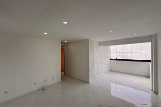 Apartamento à venda com 3 quartos, 76m² em Recreio dos Bandeirantes, Rio de Janeiro