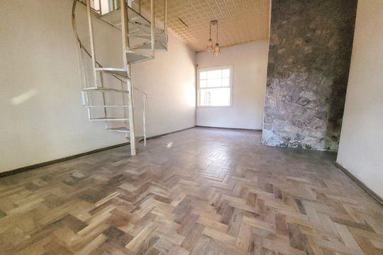 Sala de casa à venda com 3 quartos, 130m² em Jardim Botânico, Porto Alegre