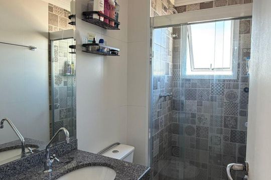 Banheiro de apartamento à venda com 2 quartos, 77m² em Santa Paula, São Caetano do Sul